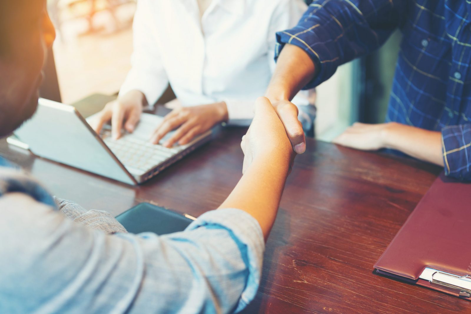 Understanding Customer Support SLAs: Maximizing Satisfaction